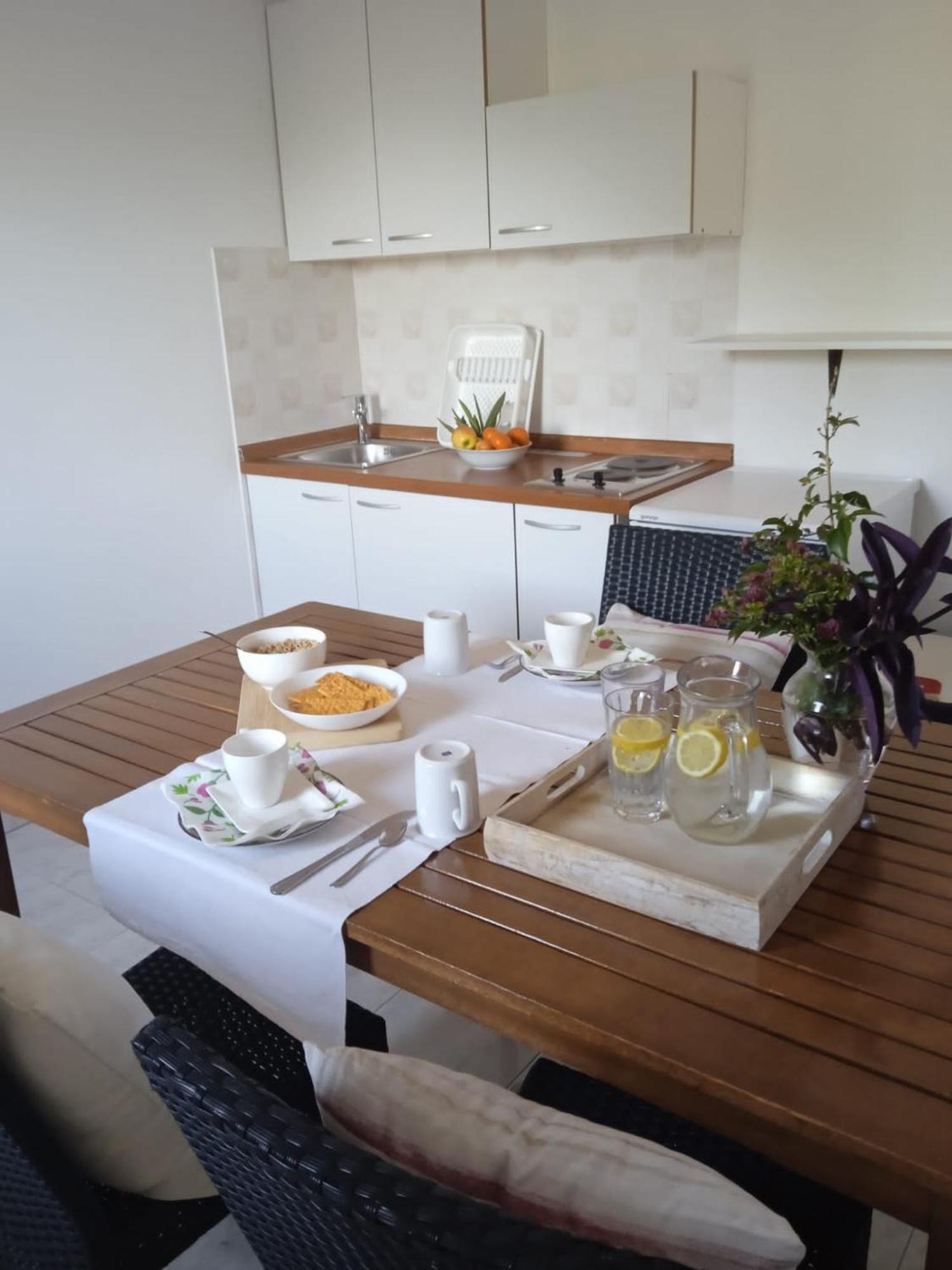 Apartmani Nila Sveta Nedelja  Quarto foto