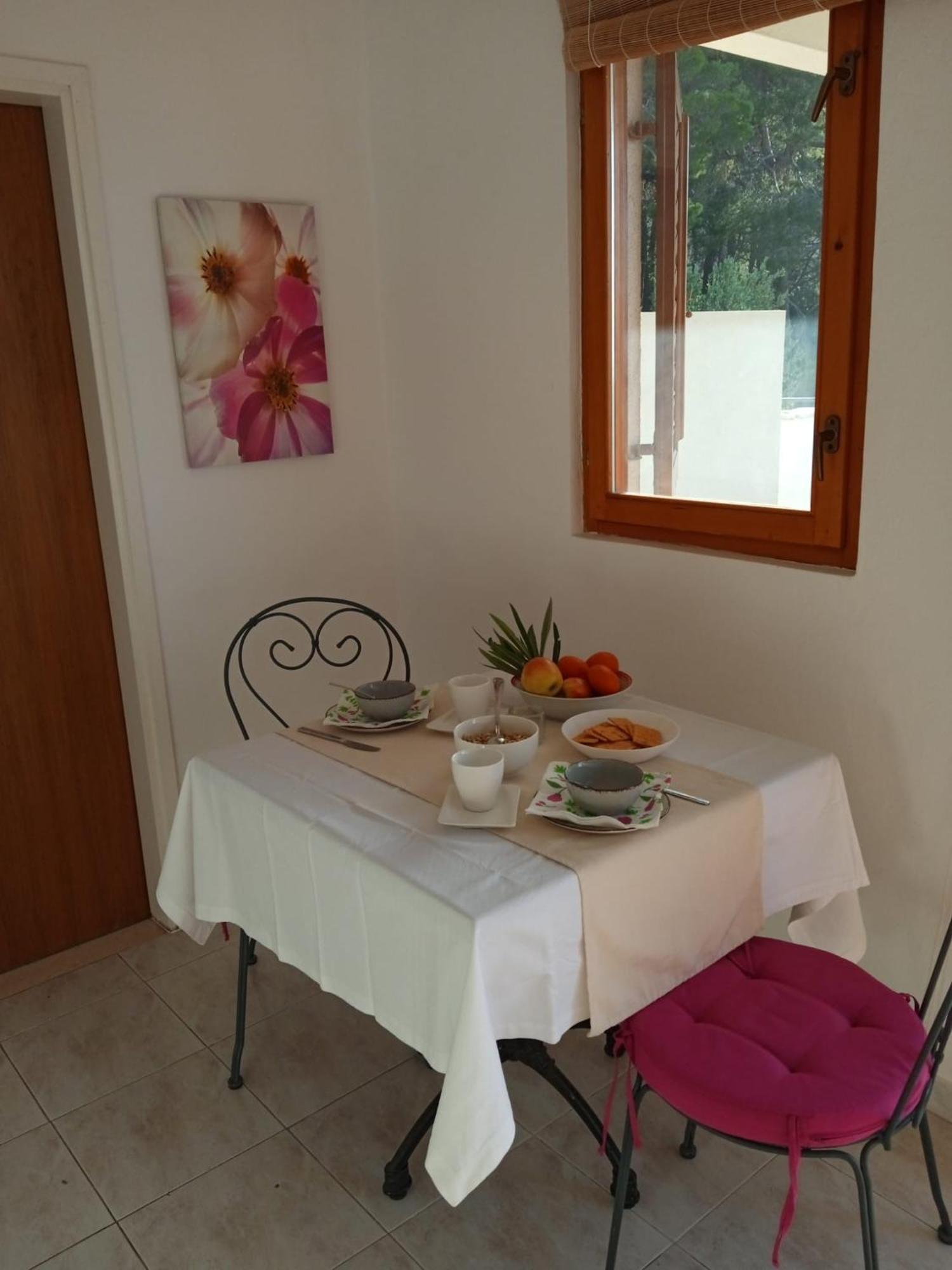 Apartmani Nila Sveta Nedelja  Quarto foto